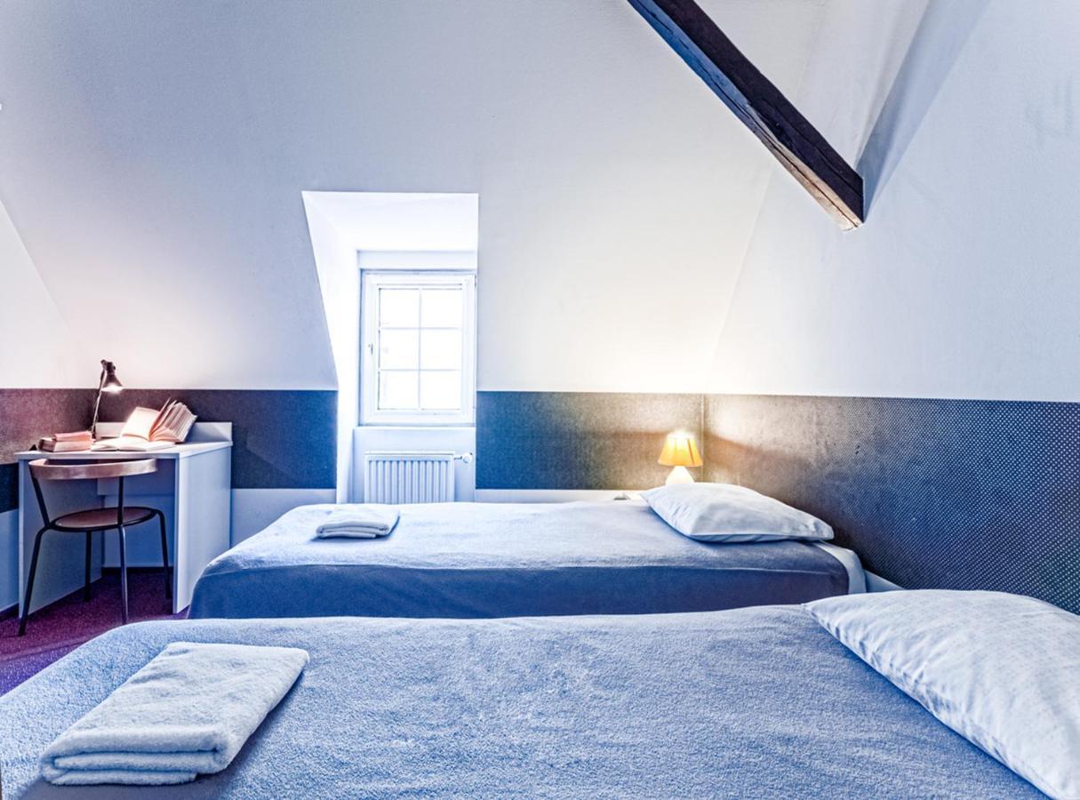 Melody Stary Rynek Poznan Albergue Exterior foto